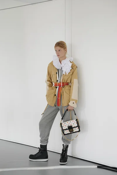 Look 7